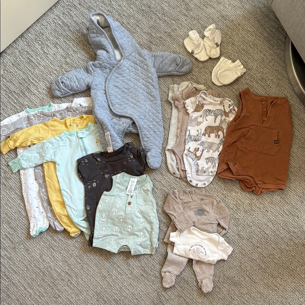 Newborn Boy Bundle: Gunamuna, Carter, Gerber